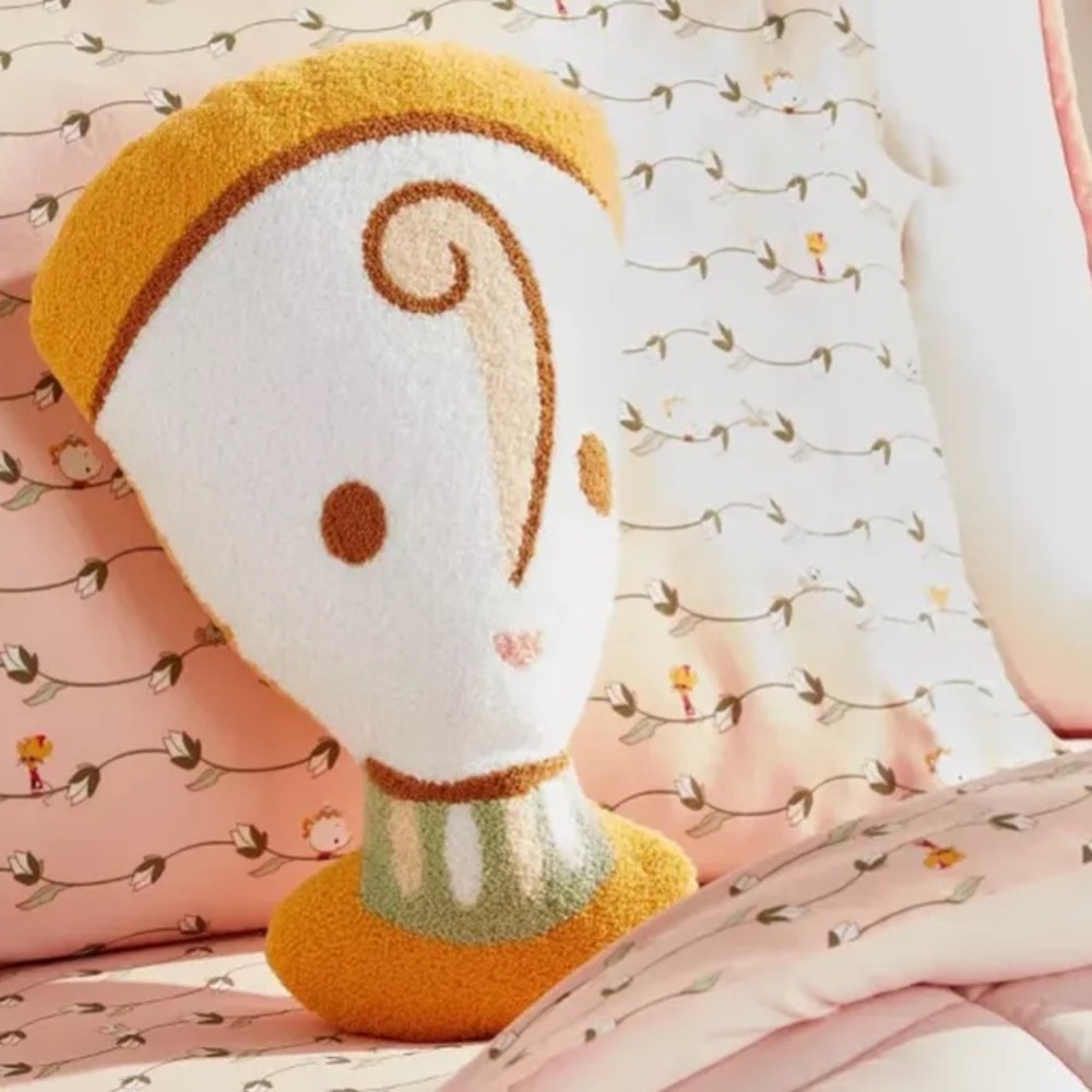 💛🩷 Princess Belle Sidekick Chip Kids' Pillow Buddy - The Disney Pillowfort